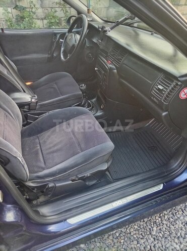 Opel Vectra 1999, 300,000 km - 1.8 l - Qəbələ
