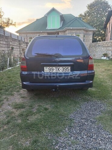 Opel Vectra 1999, 300,000 km - 1.8 l - Qəbələ
