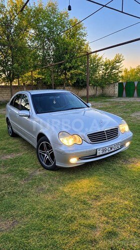 Mercedes C 180 2001, 399,000 km - 2.0 л - Şirvan