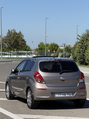 Hyundai i20 2012, 477,000 km - 1.4 l - Bakı