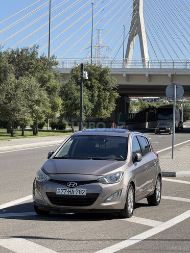 Hyundai i20 2012, 477,000 km - 1.4 l - Bakı