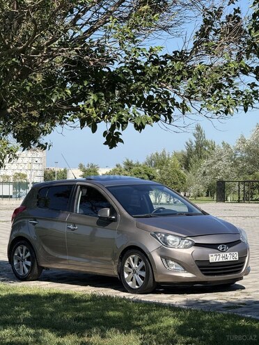 Hyundai i20 2012, 477,000 km - 1.4 l - Bakı