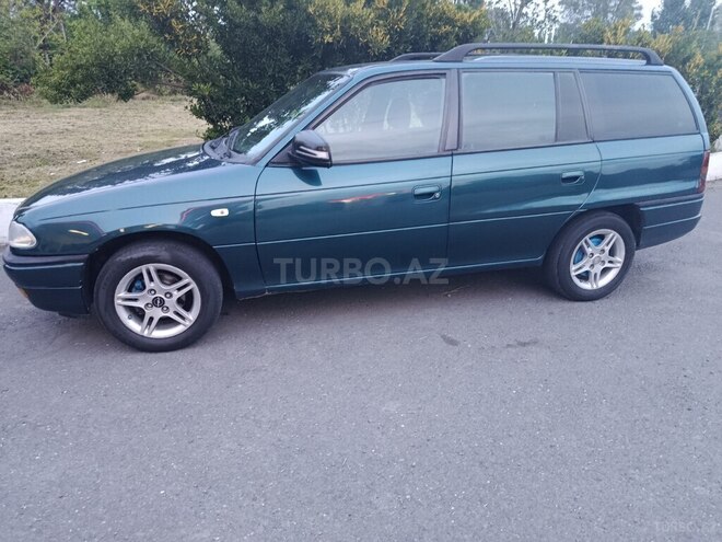 Opel Astra 1997, 597,000 km - 1.6 л - Zaqatala