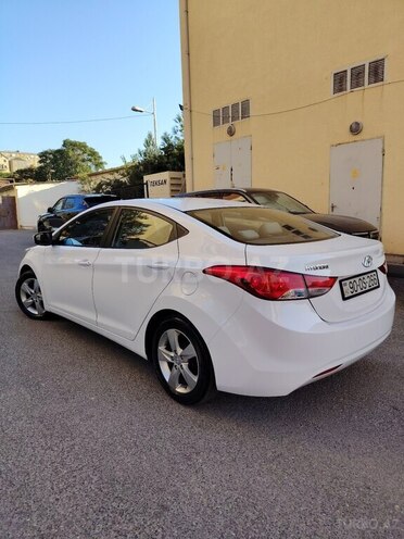 Hyundai Elantra 2011, 240,000 km - 1.6 l - Bakı