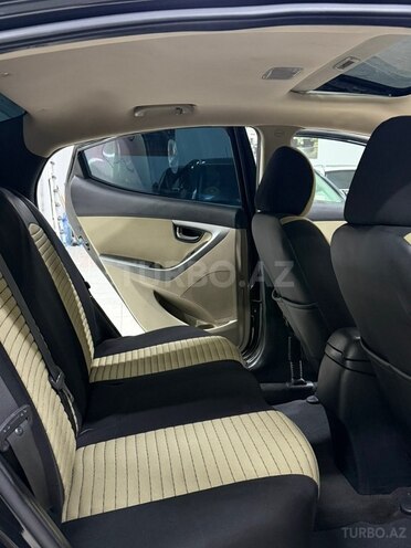 Hyundai Elantra 2015, 188,000 km - 1.8 l - Sumqayıt