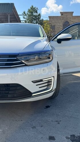 Volkswagen Passat 2018, 294,000 km - 1.4 l - Bakı