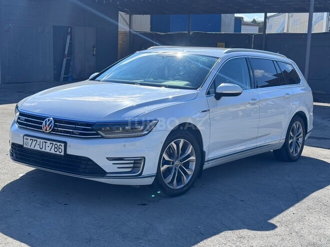 Volkswagen Passat 2018, 294,000 km - 1.4 l - Bakı