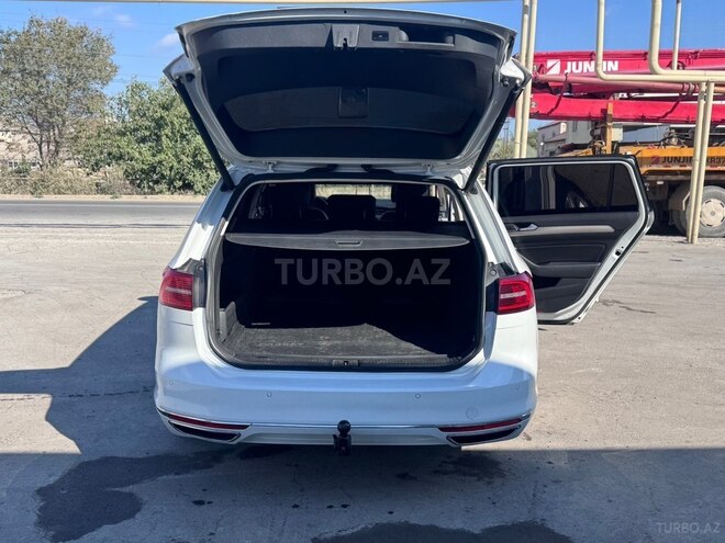 Volkswagen Passat 2018, 294,000 km - 1.4 l - Bakı