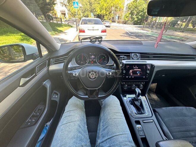 Volkswagen Passat 2018, 294,000 km - 1.4 l - Bakı