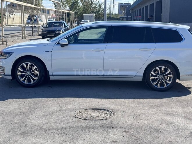 Volkswagen Passat 2018, 294,000 km - 1.4 l - Bakı