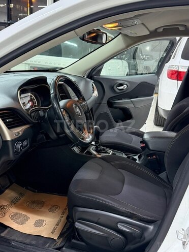 Jeep Cherokee 2016, 210,000 km - 2.4 l - Sumqayıt