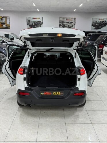Jeep Cherokee 2016, 210,000 km - 2.4 l - Sumqayıt