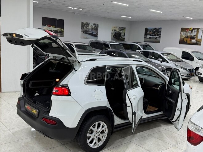 Jeep Cherokee 2016, 210,000 km - 2.4 l - Sumqayıt