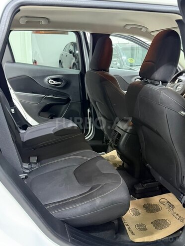 Jeep Cherokee 2016, 210,000 km - 2.4 l - Sumqayıt