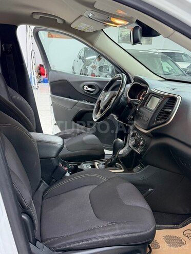 Jeep Cherokee 2016, 210,000 km - 2.4 l - Sumqayıt