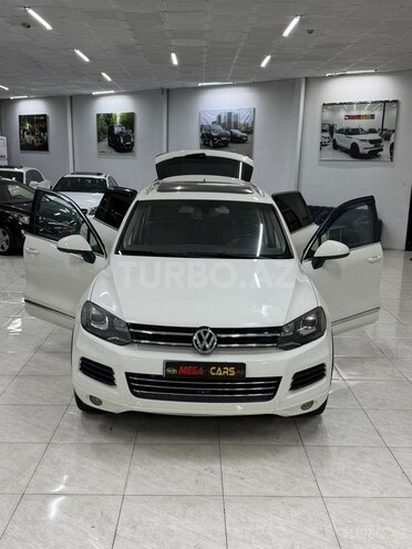 Volkswagen Touareg 2010, 237,000 km - 3.6 л - Sumqayıt