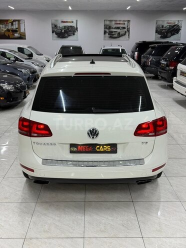 Volkswagen Touareg 2010, 237,000 km - 3.6 л - Sumqayıt