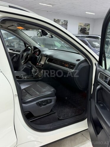 Volkswagen Touareg 2010, 237,000 km - 3.6 л - Sumqayıt