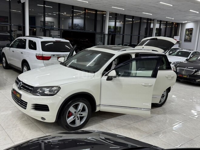 Volkswagen Touareg 2010, 237,000 km - 3.6 л - Sumqayıt