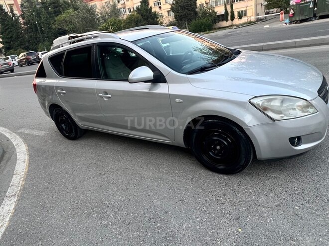 Kia  2008, 335,000 km - 1.6 l - Bakı