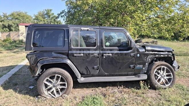 Jeep Wrangler 2023, 70,000 km - 2.0 l - Qazax