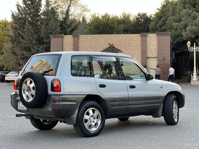 Toyota RAV4 1997, 251,000 km - 2.0 л - Sumqayıt