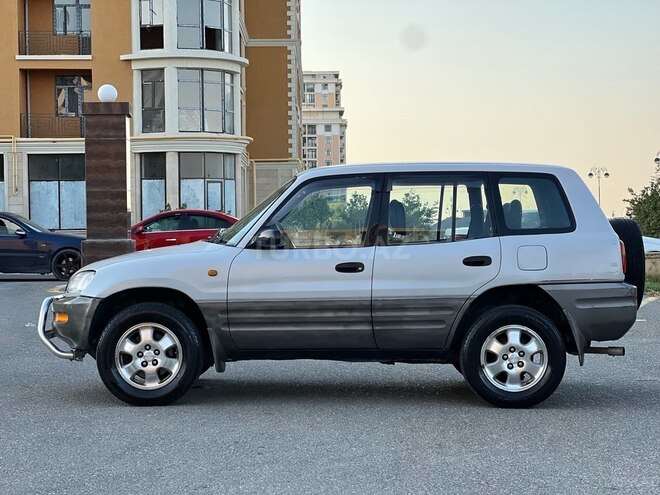 Toyota RAV4 1997, 251,000 km - 2.0 л - Sumqayıt