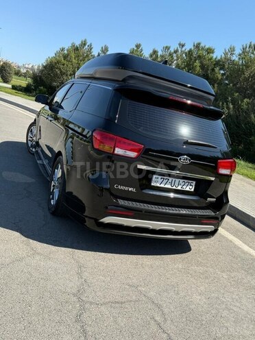 Kia Carnival 2015, 141,000 km - 2.2 l - Bakı