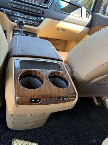 Kia Carnival 2015, 141,000 km - 2.2 l - Bakı