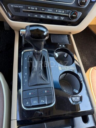 Kia Carnival 2015, 141,000 km - 2.2 l - Bakı