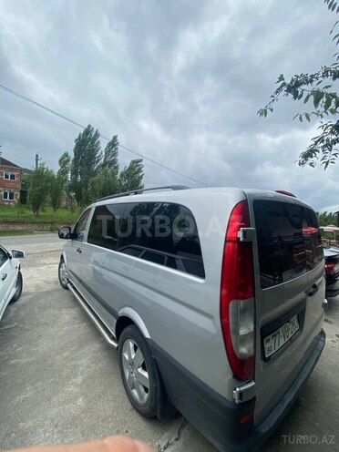 Mercedes  2008, 332,000 km - 2.1 l - Quba