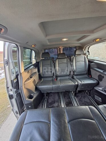 Mercedes  2008, 332,000 km - 2.1 l - Quba