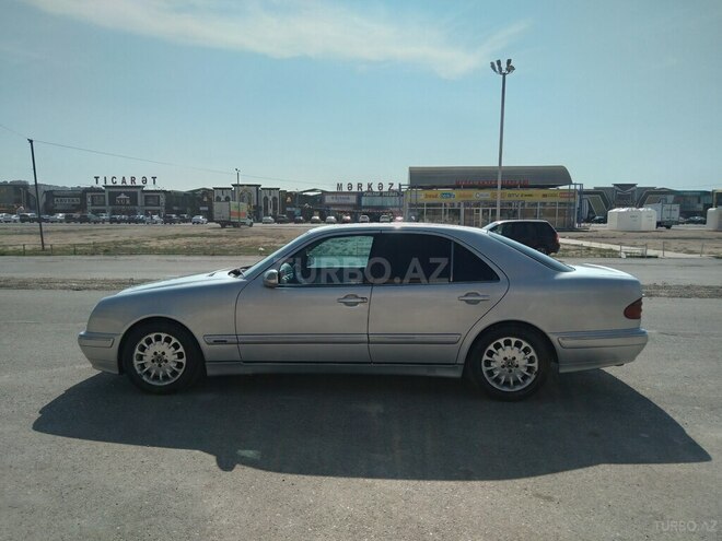 Mercedes E 240 2000, 400,000 km - 2.4 l - Bakı