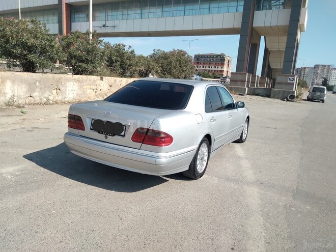 Mercedes E 240 2000, 400,000 km - 2.4 l - Bakı