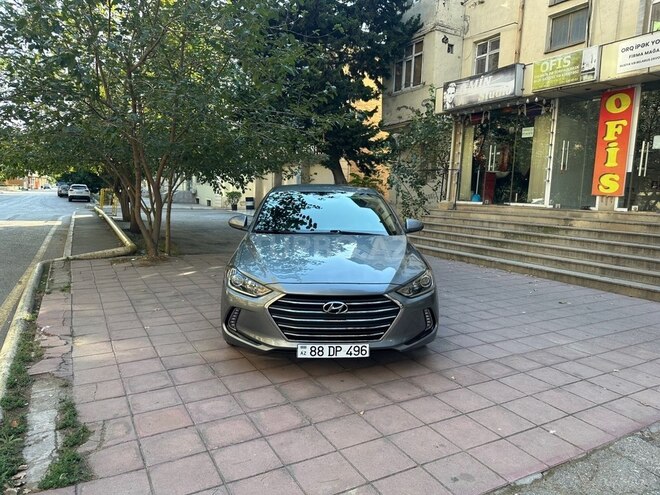 Hyundai Elantra 2018, 116,000 km - 2.0 л - Bakı