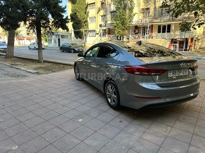 Hyundai Elantra 2018, 116,000 km - 2.0 л - Bakı