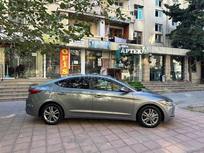 Hyundai Elantra 2018, 116,000 km - 2.0 л - Bakı