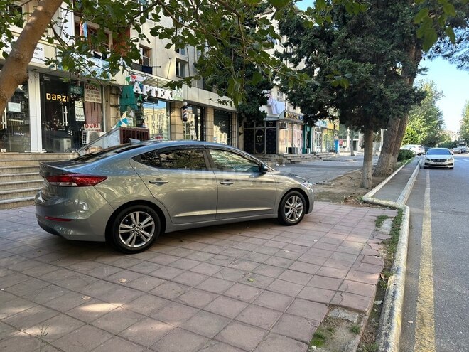 Hyundai Elantra 2018, 116,000 km - 2.0 л - Bakı