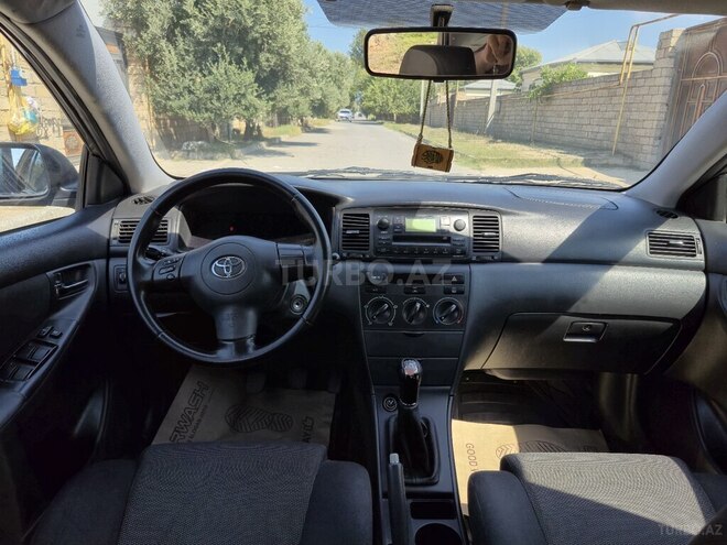 Toyota Corolla 2006, 326,000 km - 1.4 л - Bakı