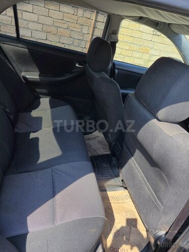 Toyota Corolla 2006, 326,000 km - 1.4 л - Bakı