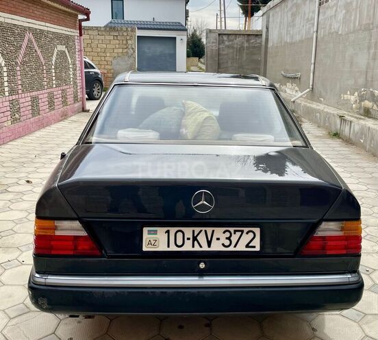 Mercedes 200 E 1990, 288,000 km - 2.0 l - Bakı