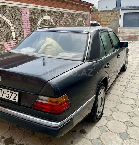 Mercedes 200 E 1990, 288,000 km - 2.0 l - Bakı