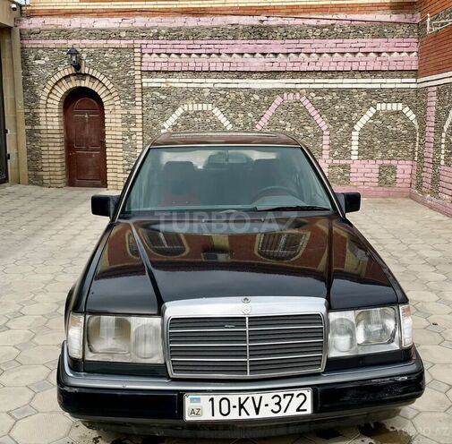 Mercedes 200 E 1990, 288,000 km - 2.0 l - Bakı
