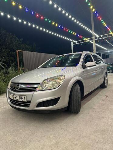 Opel Astra 2007, 386,000 km - 1.3 l - Ucar
