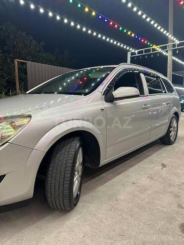 Opel Astra 2007, 386,000 km - 1.3 l - Ucar