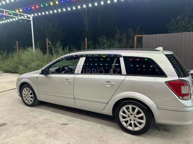 Opel Astra 2007, 386,000 km - 1.3 l - Ucar