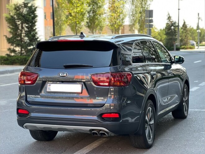 Kia Sorento 2018, 188,000 km - 2.0 l - Bakı