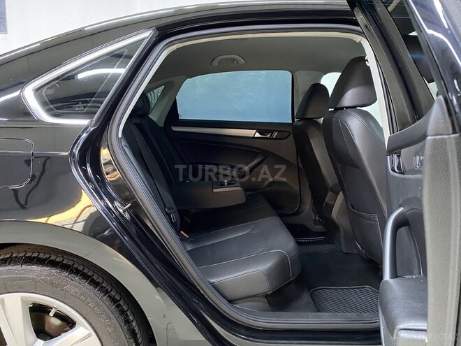 Volkswagen Passat 2013, 228,000 km - 1.8 l - Sumqayıt