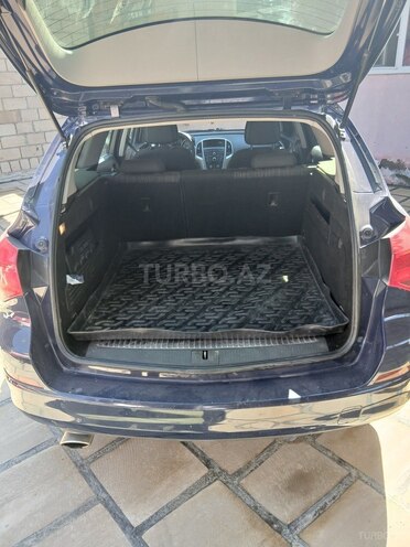 Opel Astra 2011, 374,190 km - 1.4 l - Bakı