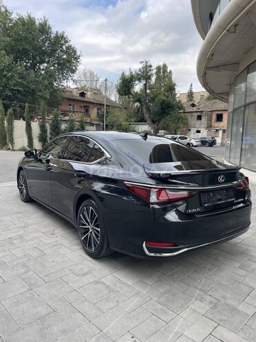 Lexus ES 300h 2023, 36,500 km - 2.5 л - Babək